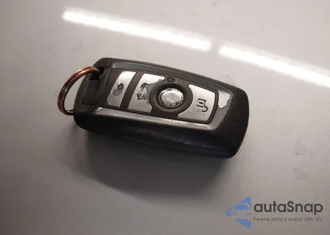 2013 BMW 528I z USA, uszkodzony, nr VIN WBAXG5C50DD233984